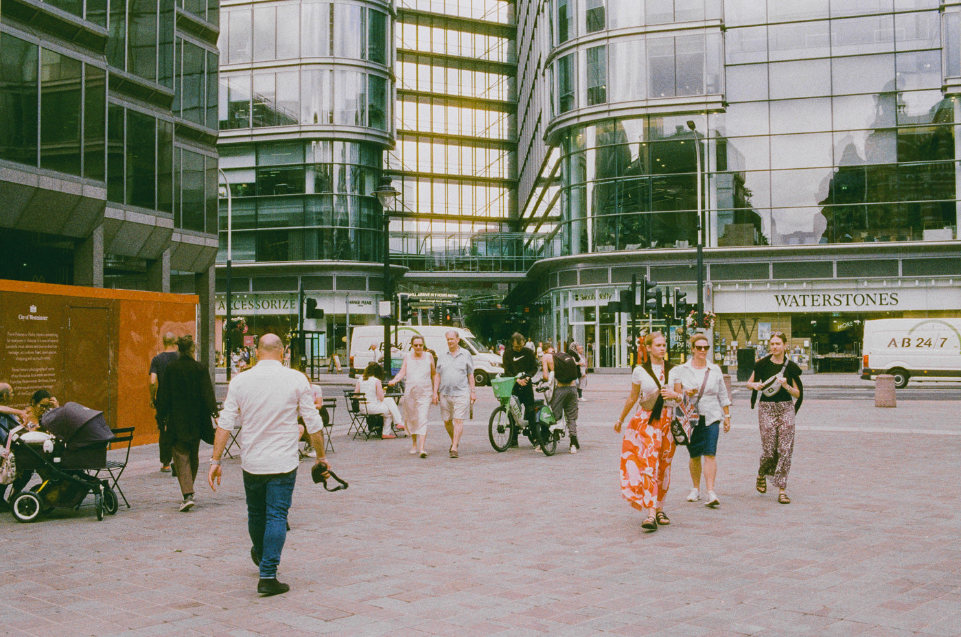 Harman Phoenix II - 35mm Colour Film