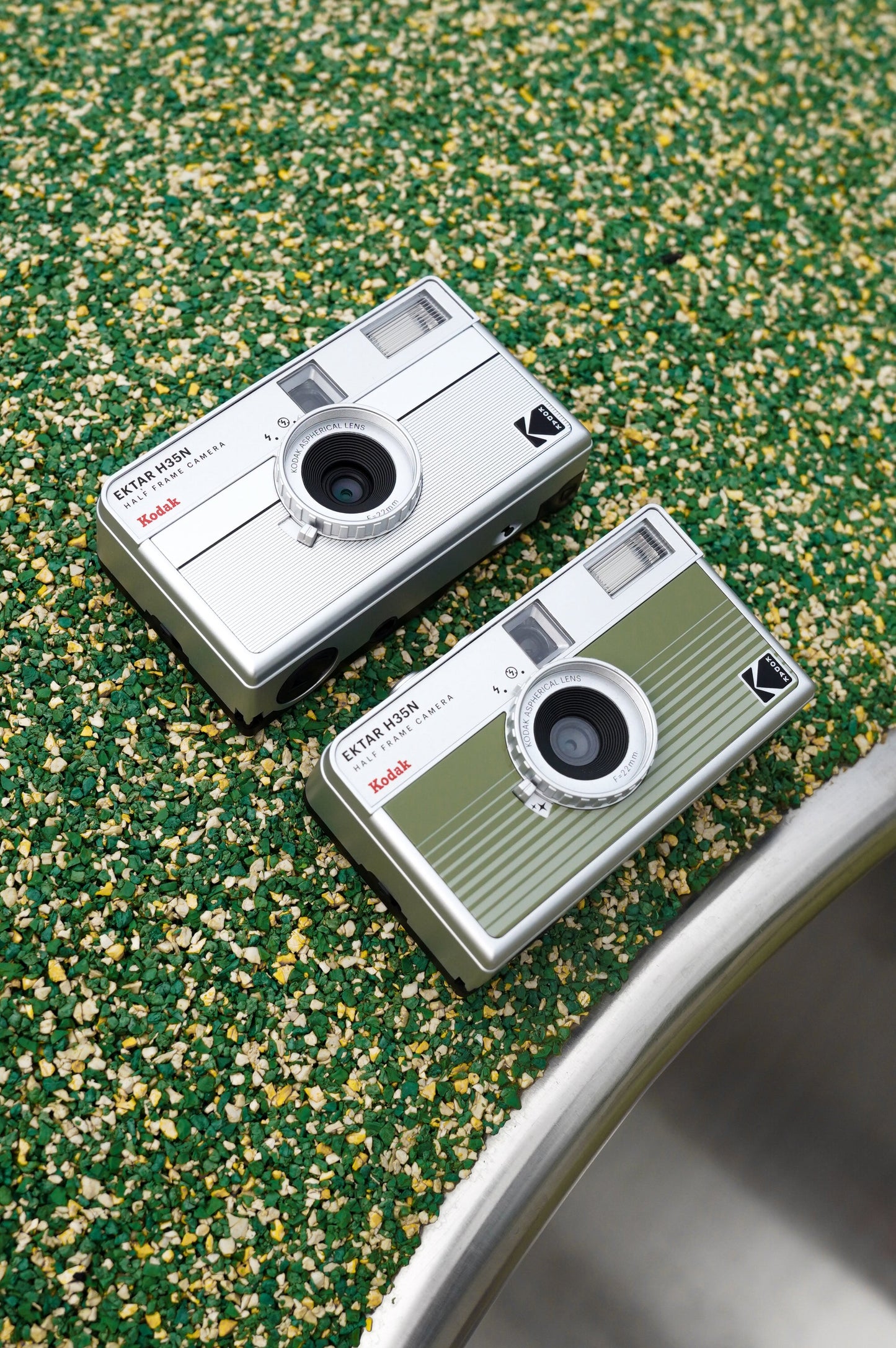 Kodak Ektar H35N - 35mm Half Frame Camera