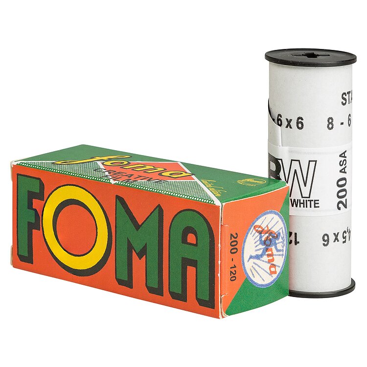 Fomapan 200 - B&W 120 Film