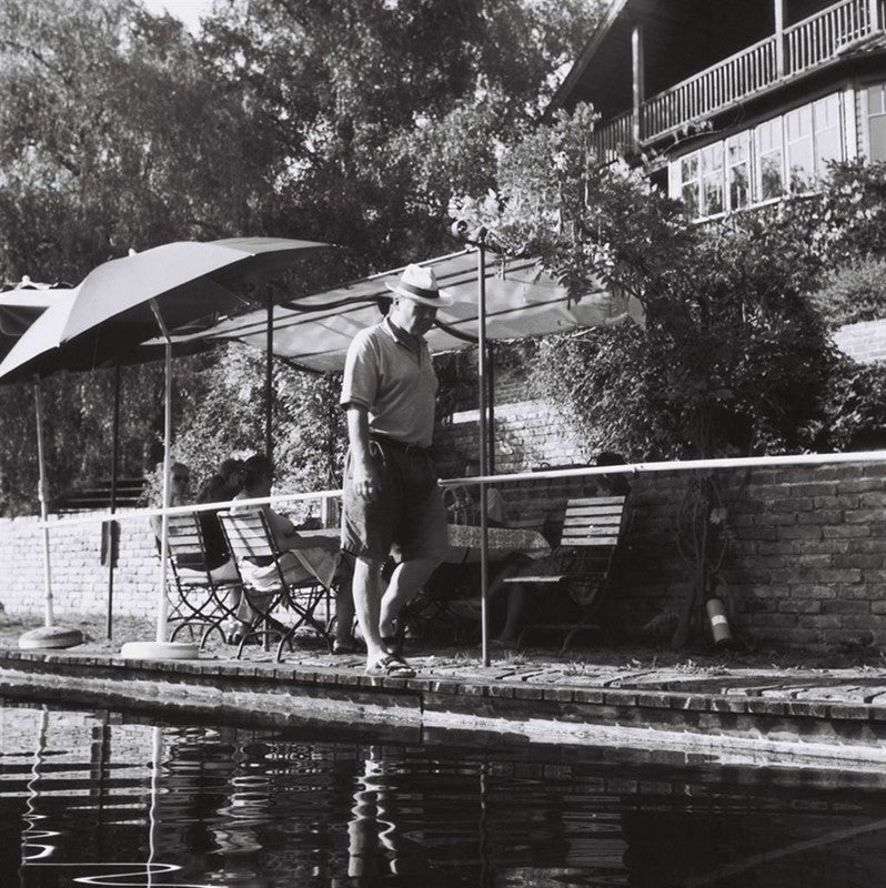 Lomography Earl Grey 100 - B&W 120 Medium Format