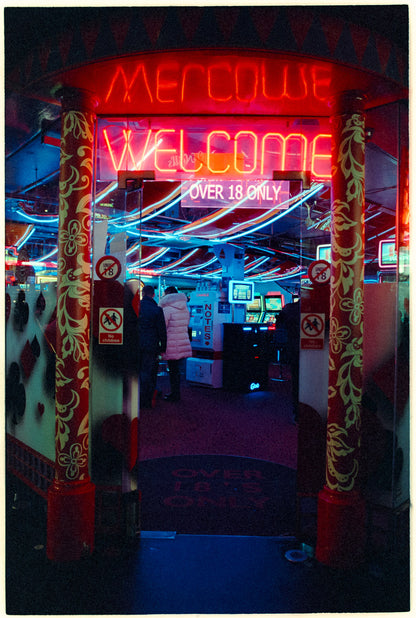 Cinestill 800T - 35mm - 36 exposures