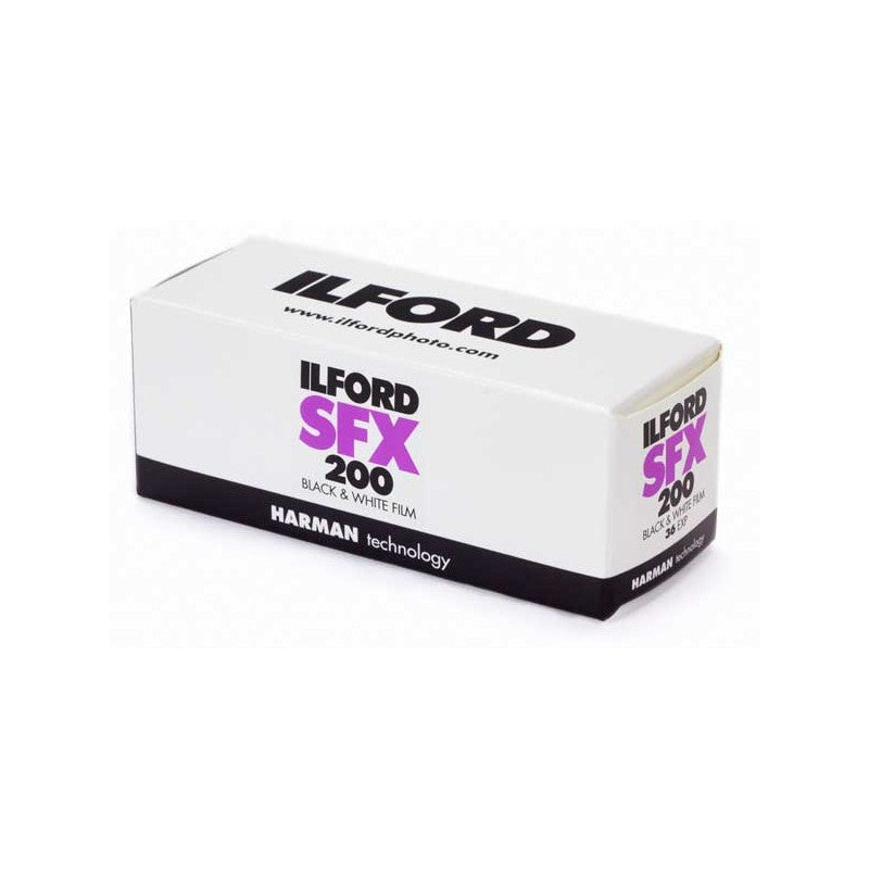 Ilford SFX 200 - B&W 120 – Stuck in Film